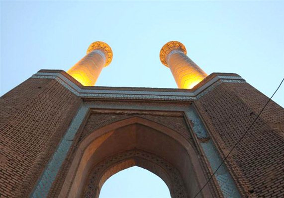 دو مناره دارالضیافه